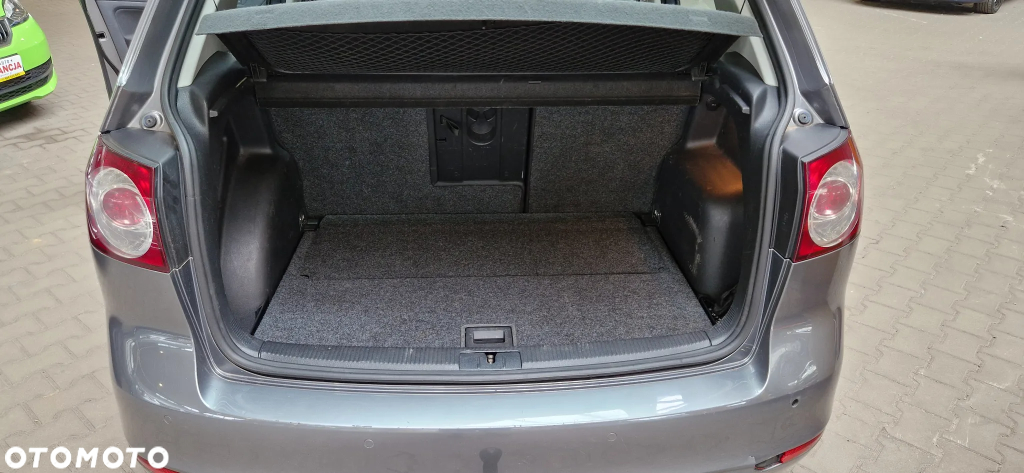 Volkswagen Golf Plus 1.6 TDI Comfortline - 21