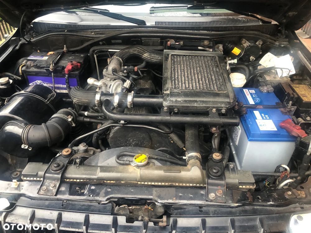 Mitsubishi Pajero - 14