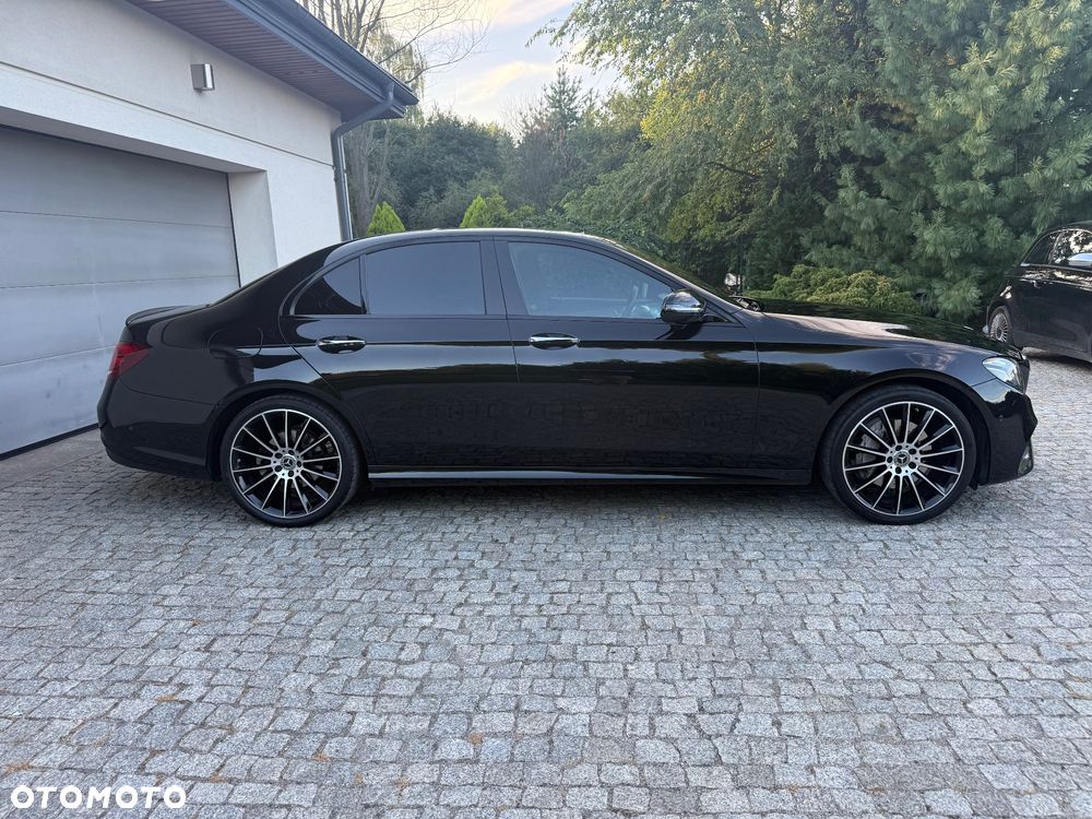 Mercedes-Benz Klasa E 300 d 9G-TRONIC - 4
