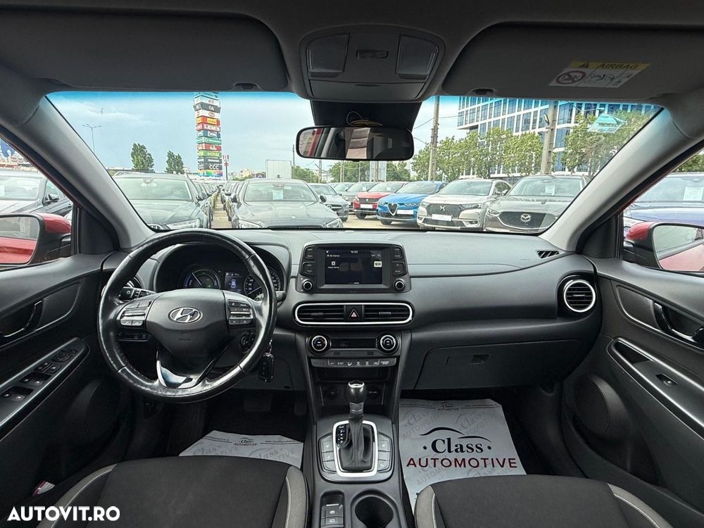 Hyundai KONA - 7