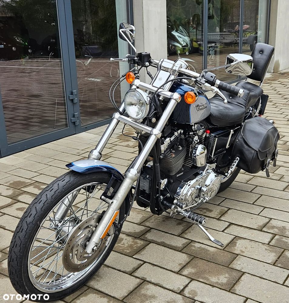 Harley-Davidson Sportster Custom 1200C - 12