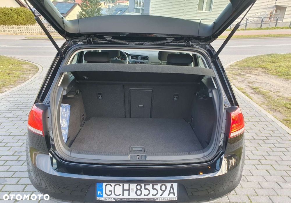 Volkswagen Golf - 12