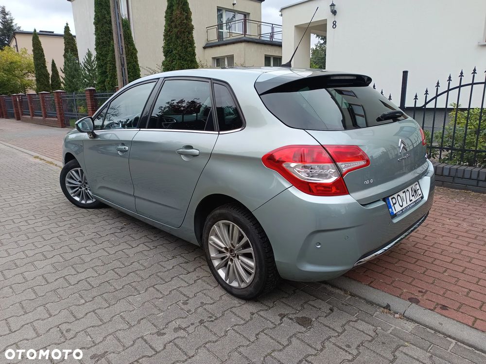 Citroen C4 2012 photo 3