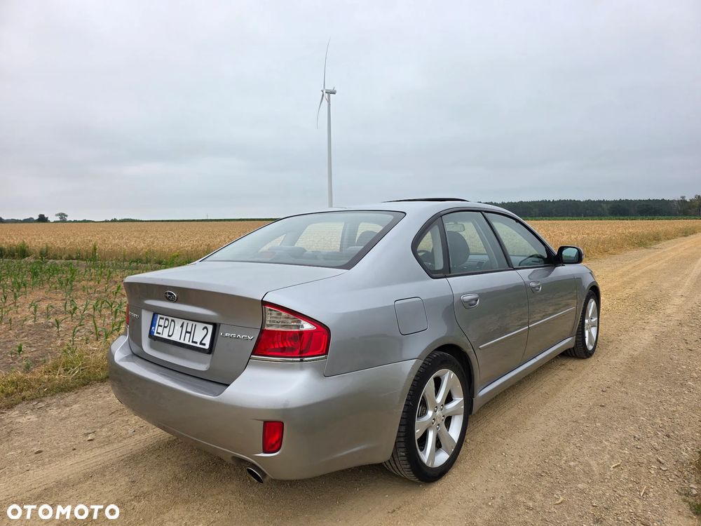 Subaru Legacy - 4
