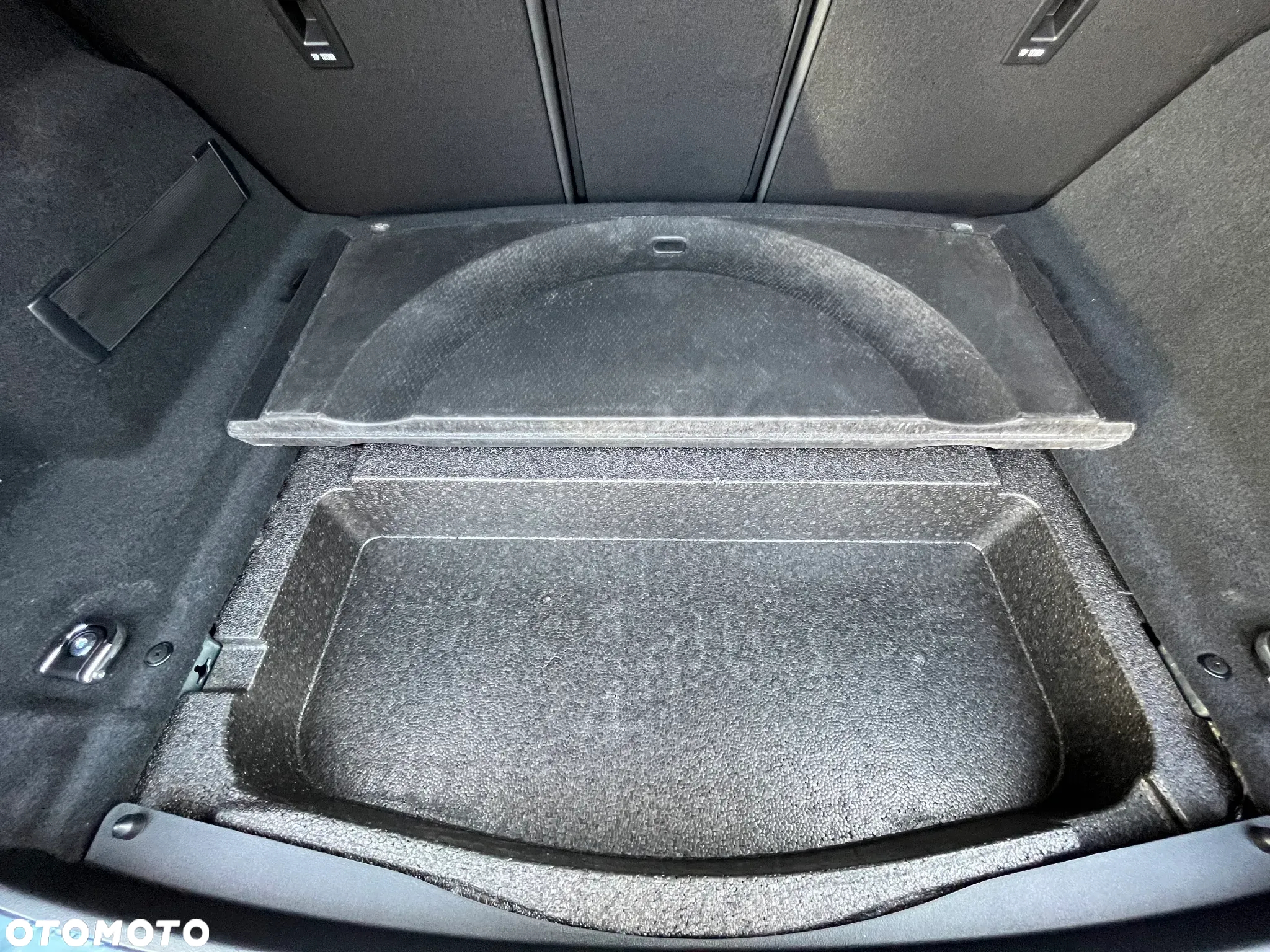 Land Rover Range Rover Evoque D200 R-Dynamic SE - 17