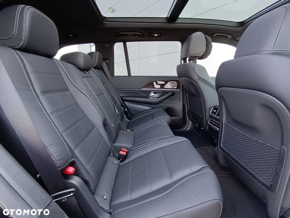 Mercedes-Benz GLS - 7