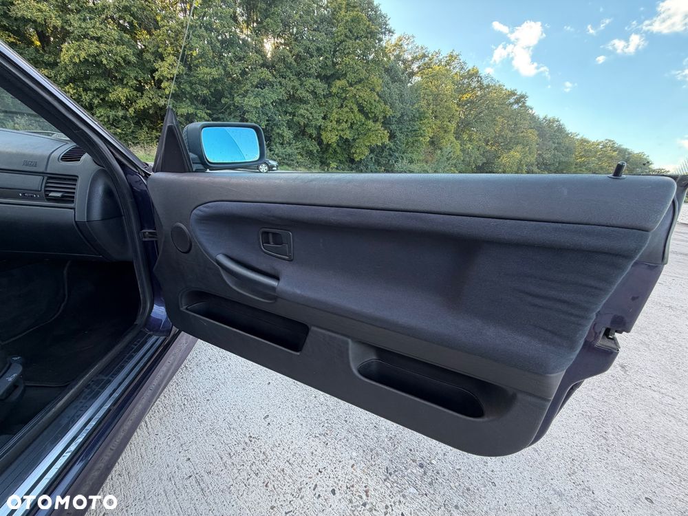 BMW Seria 3 328i - 11