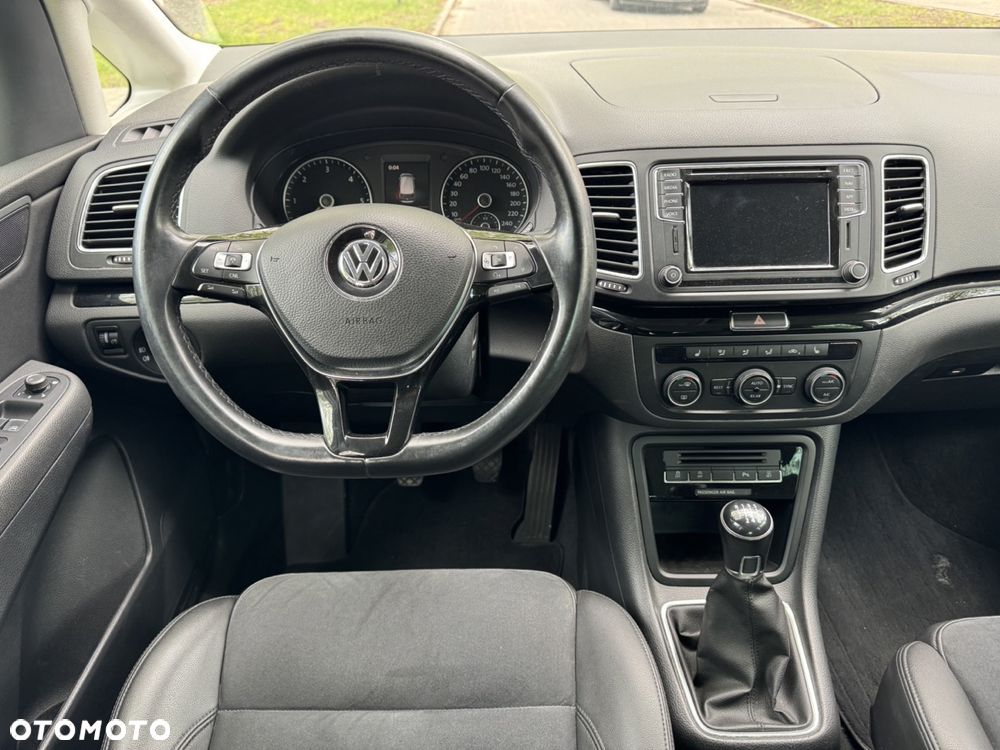 Volkswagen Sharan 2.0 TDI BMT Highline - 21