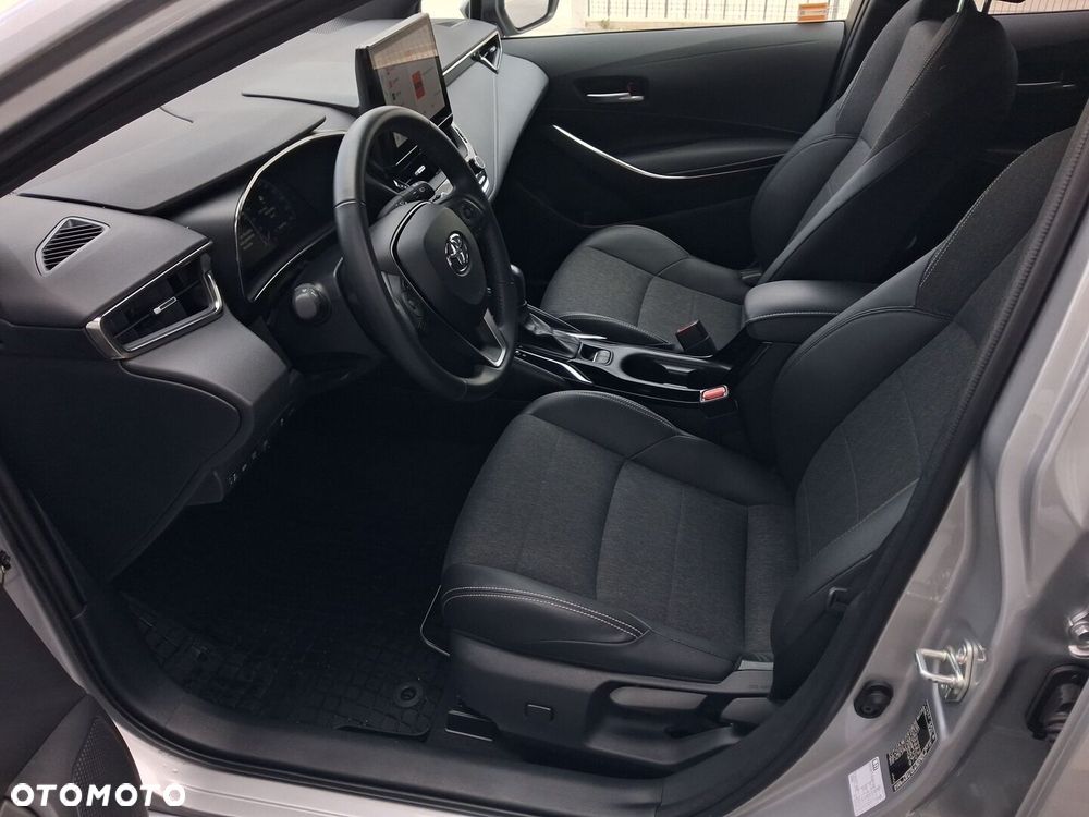 Toyota Corolla 1.8 Hybrid Style - 16
