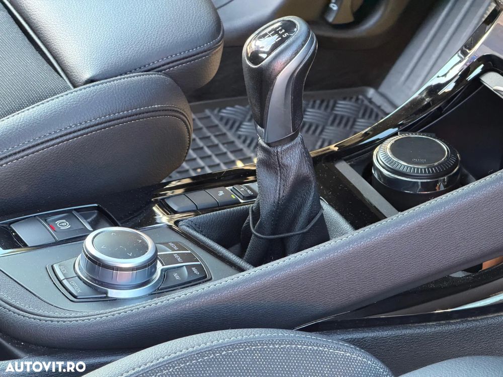 BMW X1 sDrive18d - 8