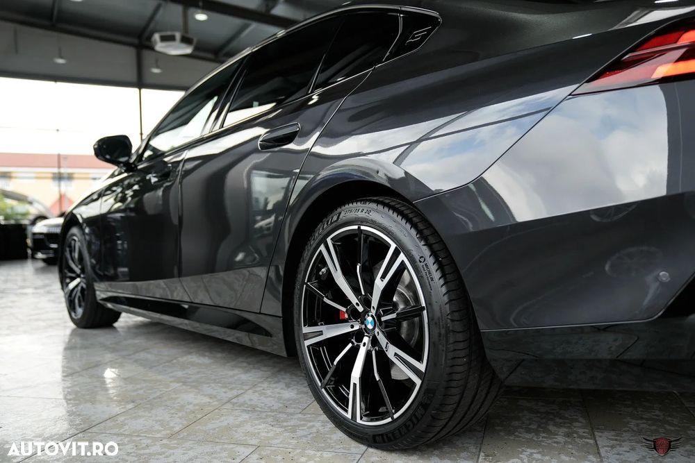 BMW Seria 5 520d Aut. - 19