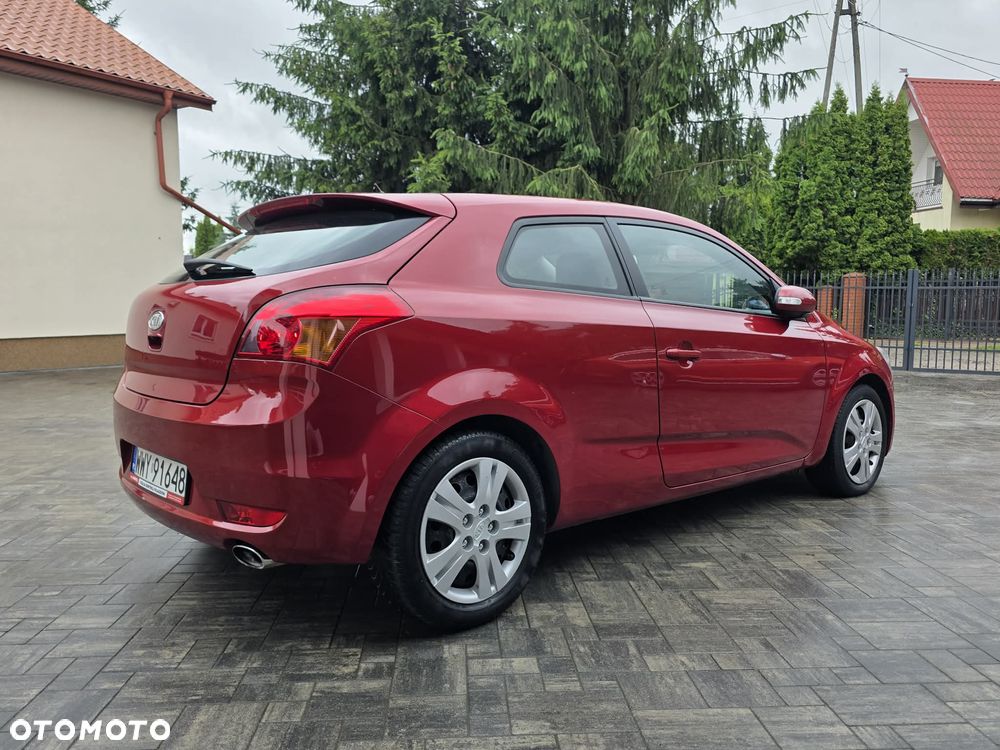 Kia ProCeed - 2