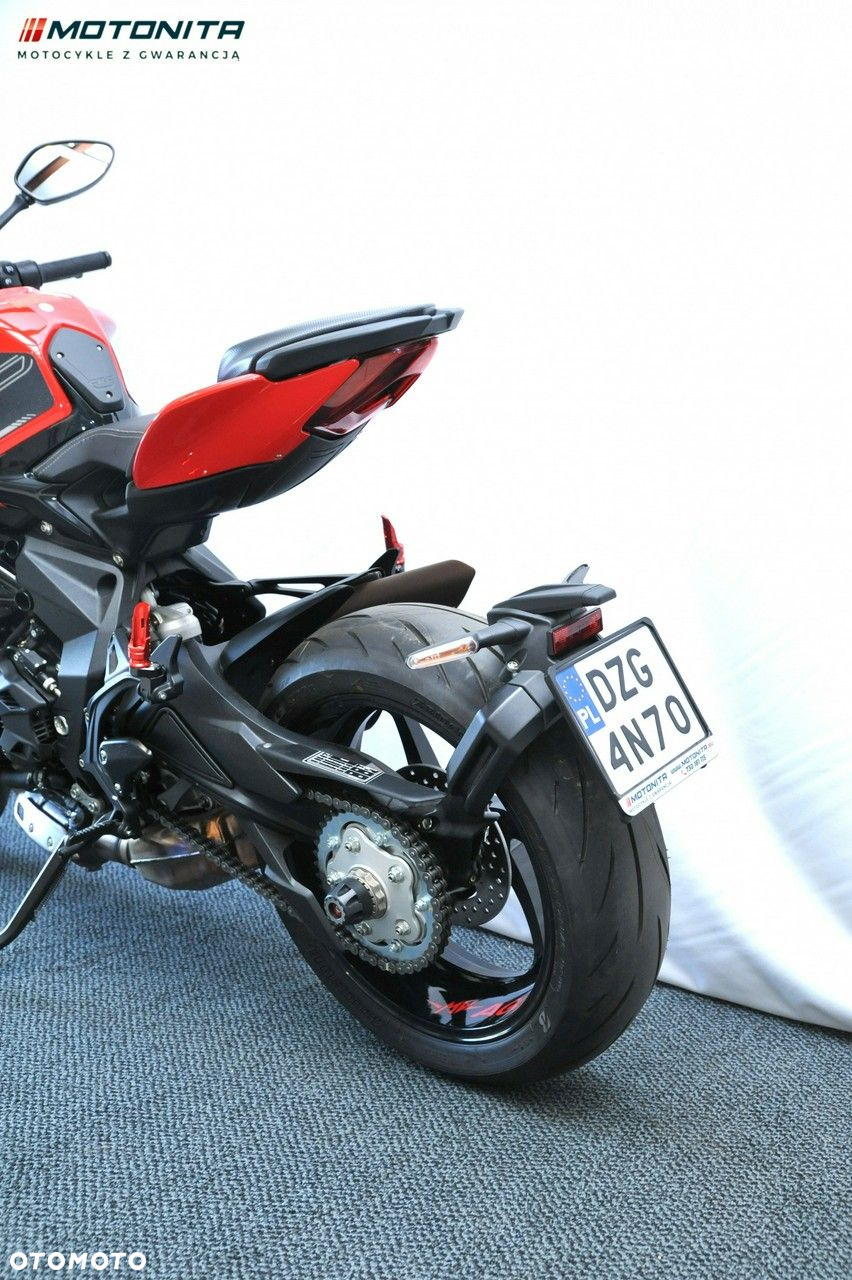 MV AGUSTA Brutale - 26