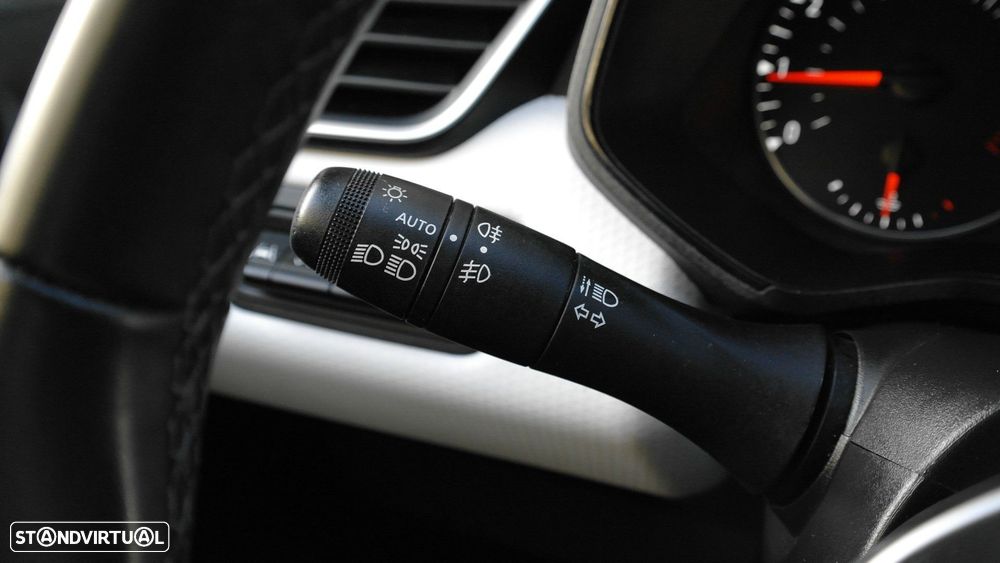 Renault Clio 1.0 TCe Limited - 47