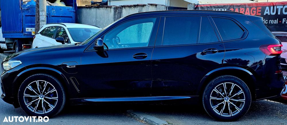 BMW X5 xDrive45e AT PHEV - 3