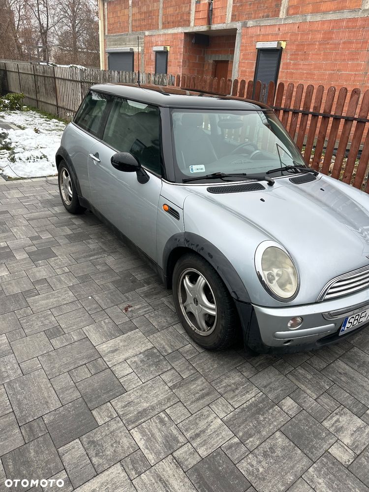 MINI Cooper Standard - 3