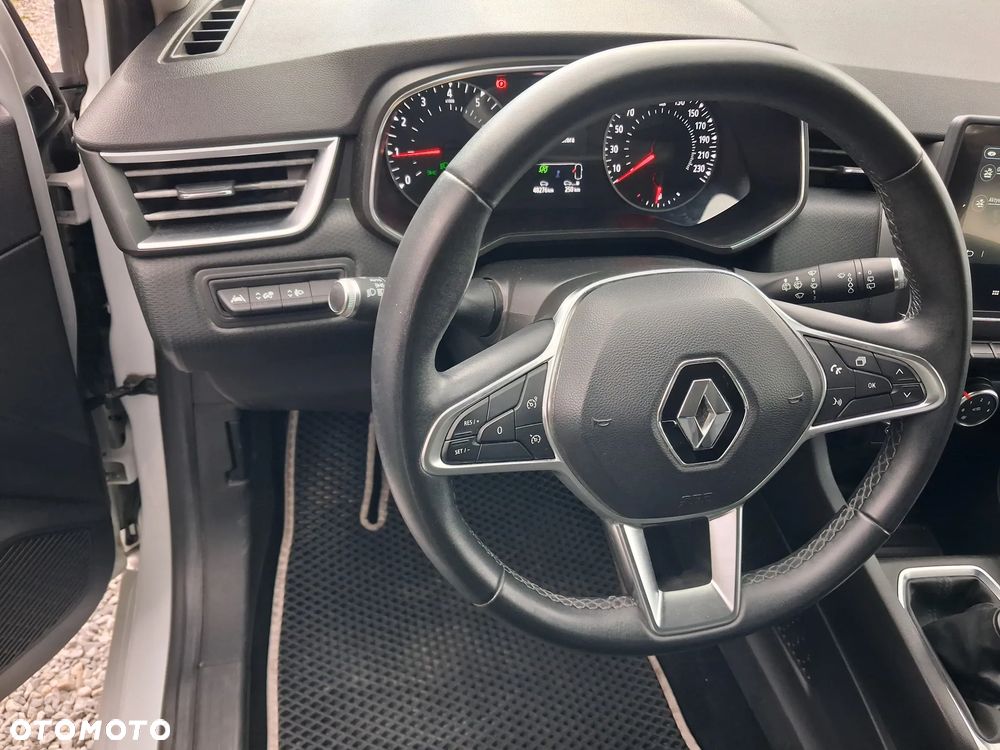 Renault Clio - 6