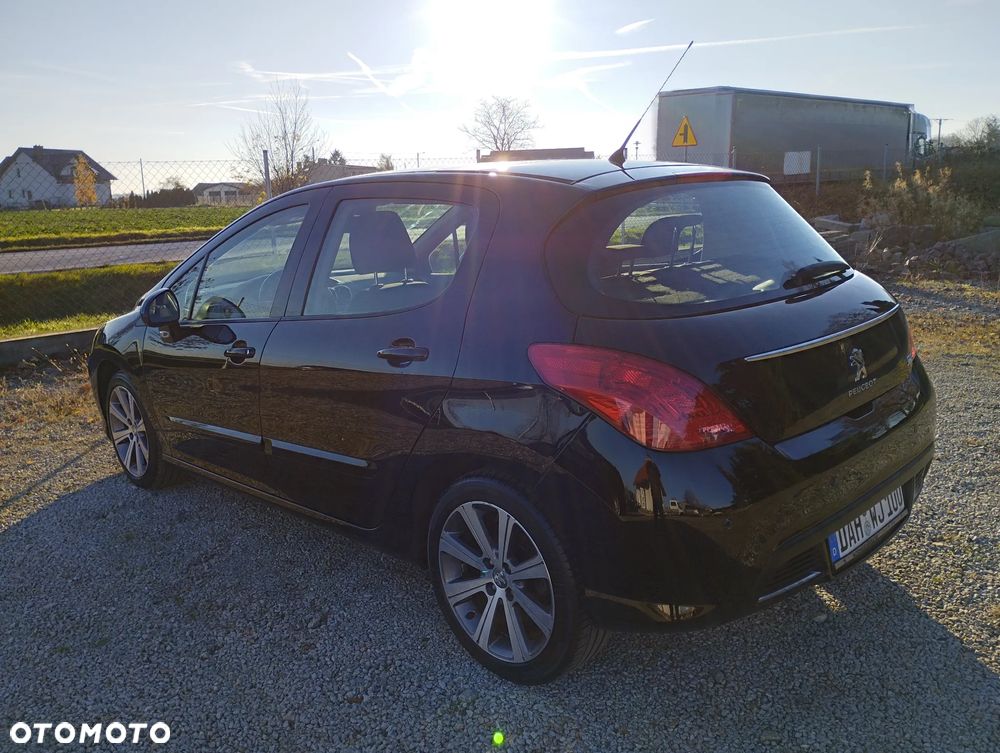 Peugeot 308 1.6 THP Active - 6