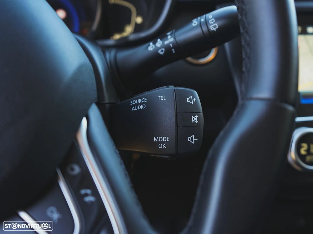 Renault Kadjar TCe 140 GPF LIMITED - 17