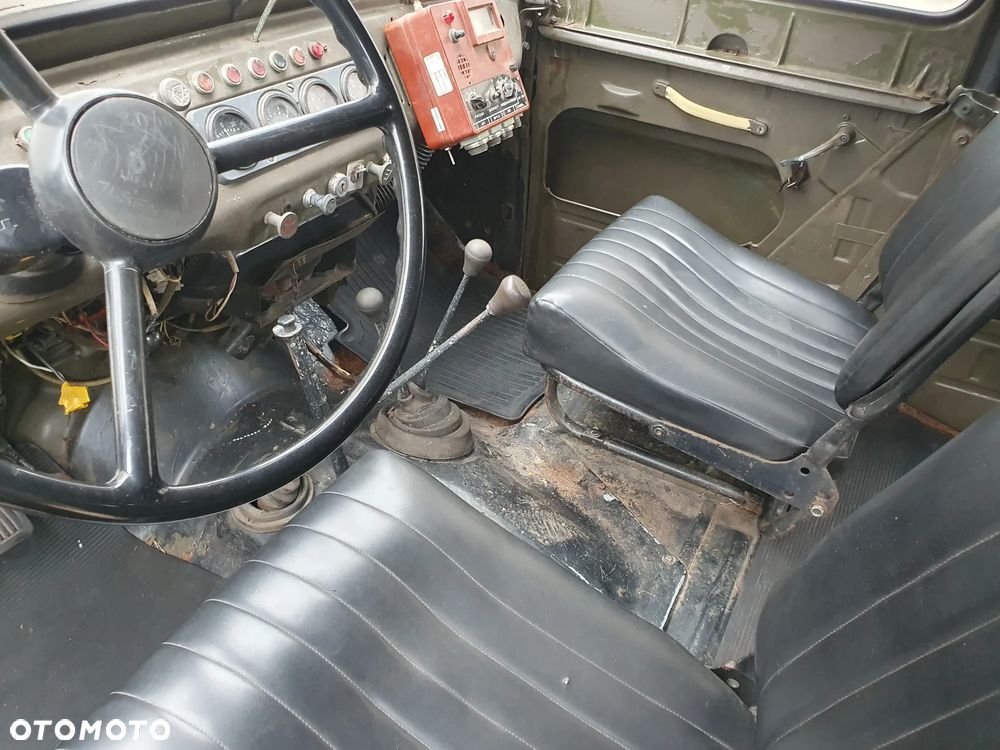 Uaz 469 B - 14