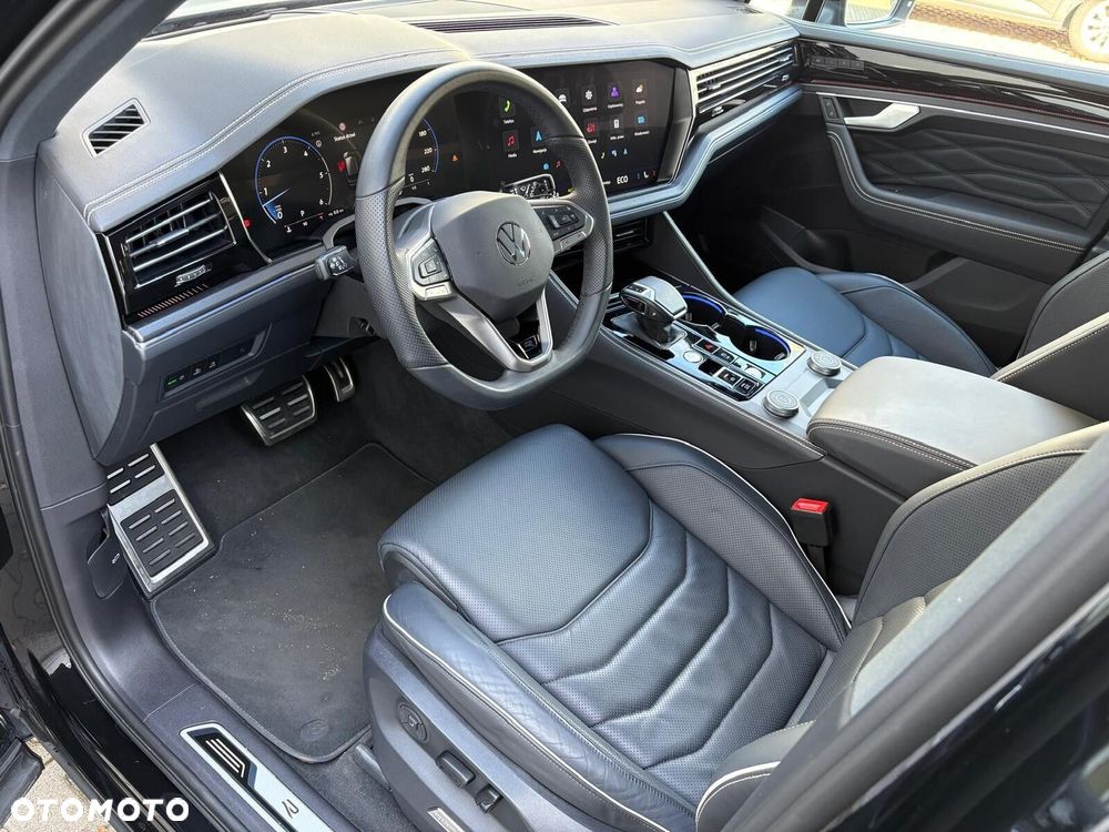Volkswagen Touareg 3.0 V6 TDI 4Motion R-Line - 10