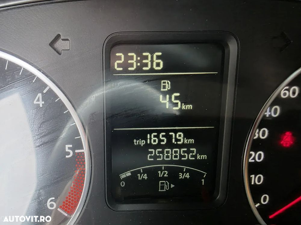 Volkswagen Polo 1.6 TDI Blue Motion Technology Highline - 11