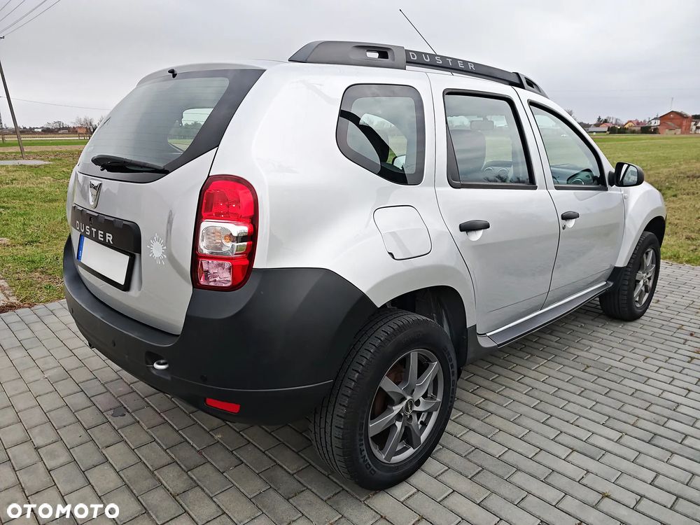 Dacia Duster 1.6 16V 105 4x2 Prestige - 11
