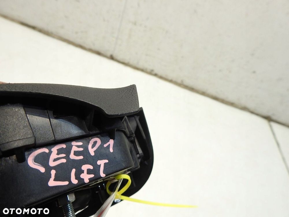 PODUSZKA AIRBAG KIEROWCY KIA CEED I LIFT - 2