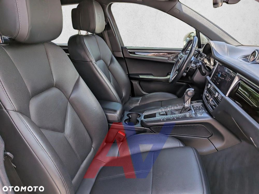 Porsche Macan Standard - 10