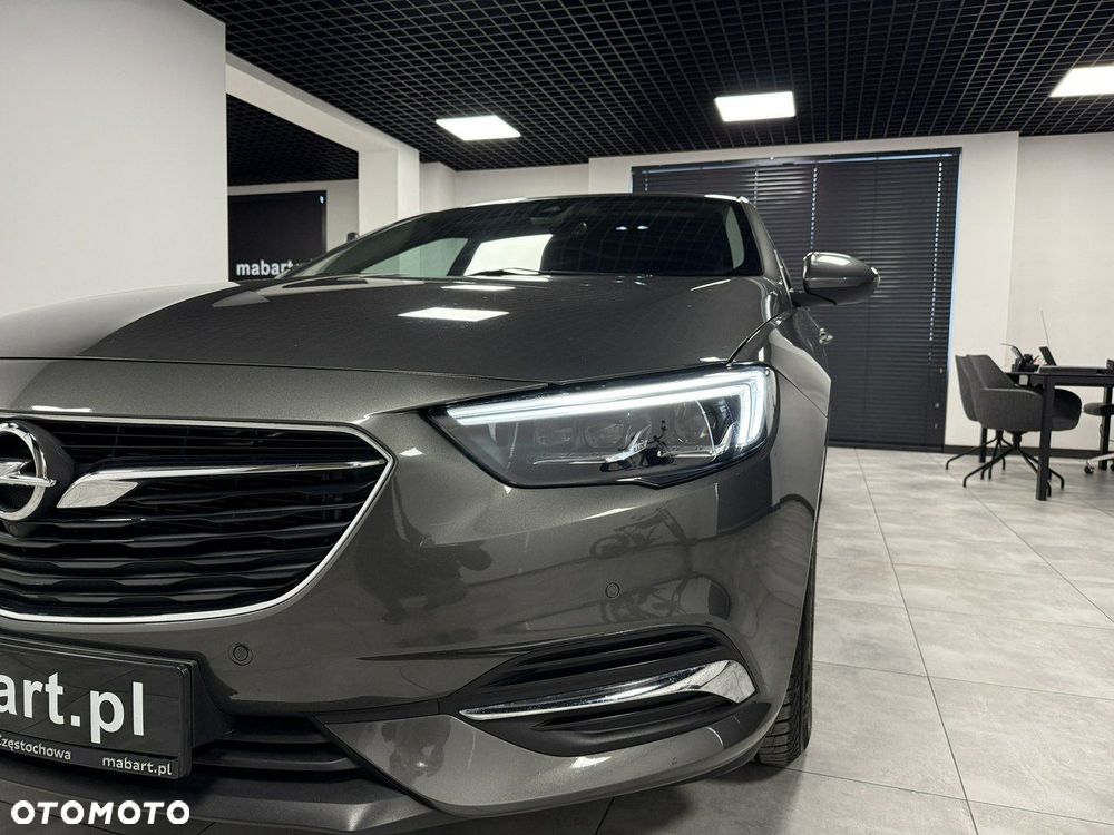 Opel Insignia - 10