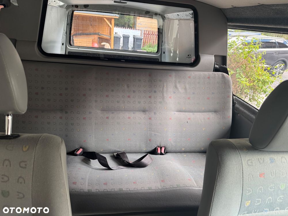 Volkswagen Transporter - 14