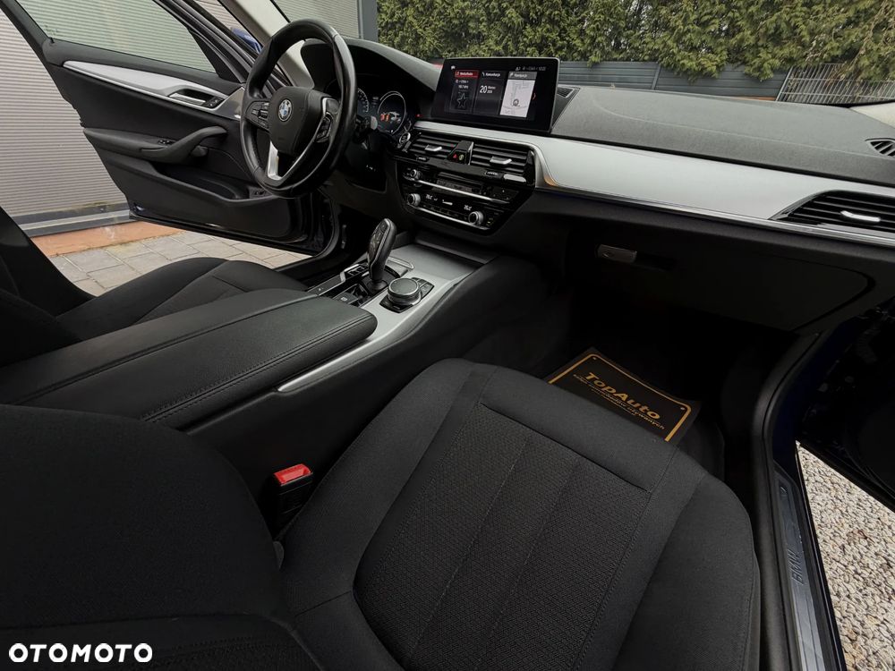 BMW Seria 5 520d - 16