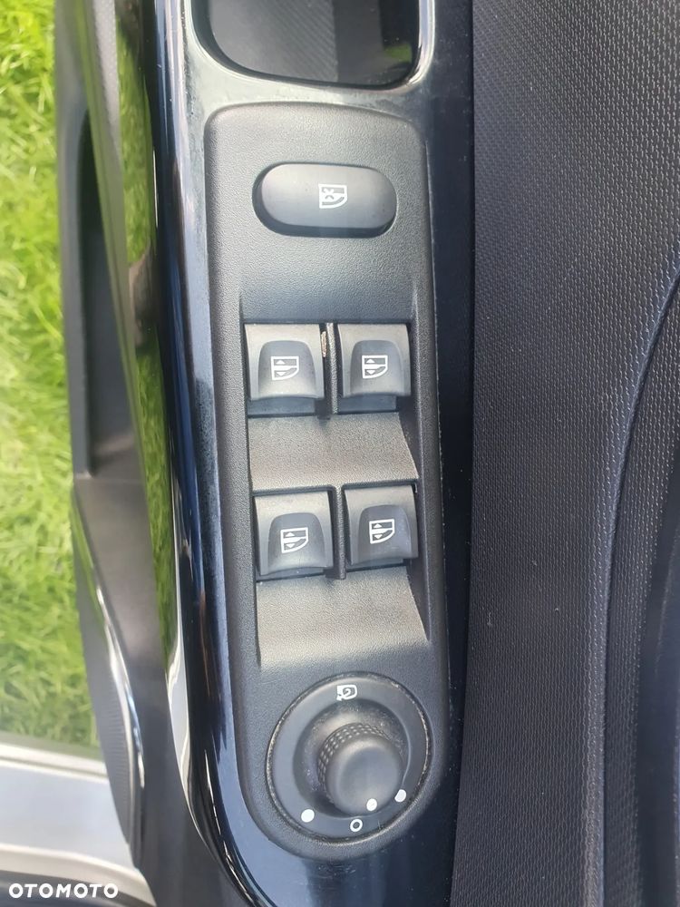 Renault Captur 0.9 Energy TCe Life - 8