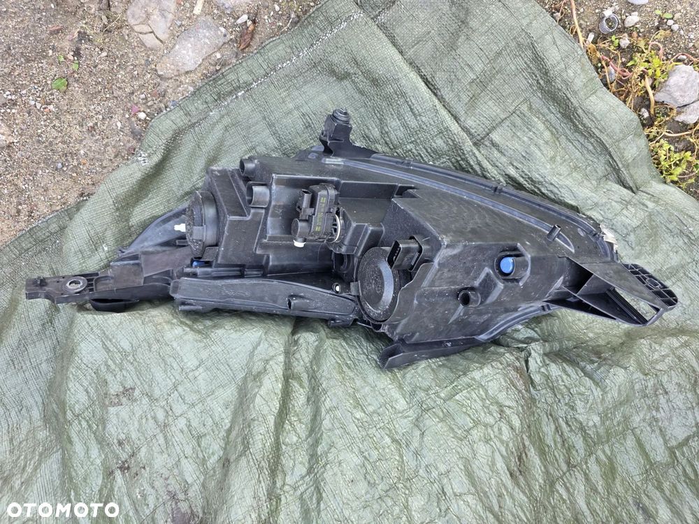LAMPA PRAWA PRZEDNIA LIGIER JS60 2025 ROK - 3