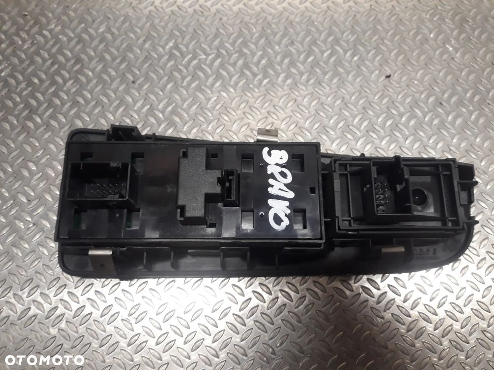 PANEL PRZEŁĄCZNIK SZYB FIAT BRAVO II 1,4 T-JET 2009r 0735434462 - 2
