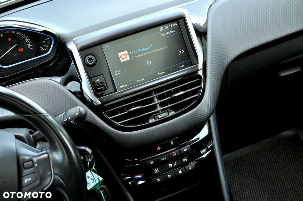 Peugeot 2008 1.2 VTi Allure - 22