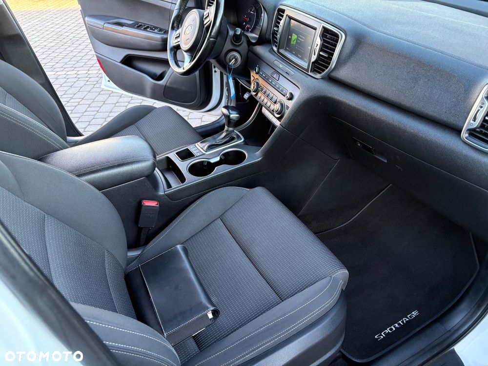 Kia Sportage 2.0 CRDI 4WD Automatik Vision - 16