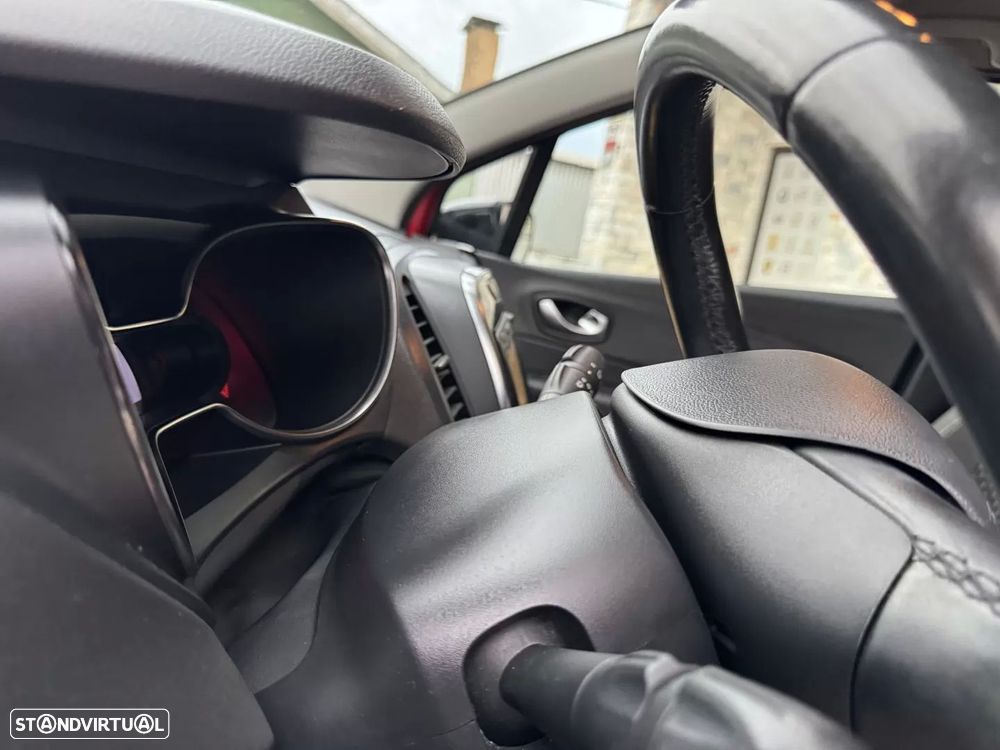 Renault Captur 1.5 dCi Exclusive - 34