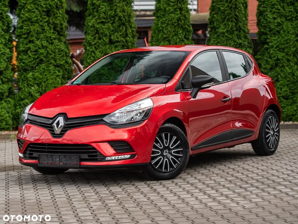 Renault Clio - 6