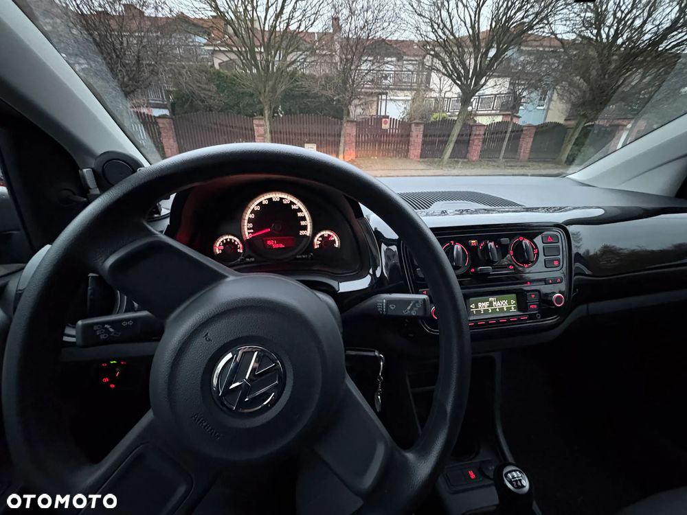 Volkswagen up! 1.0 move - 14