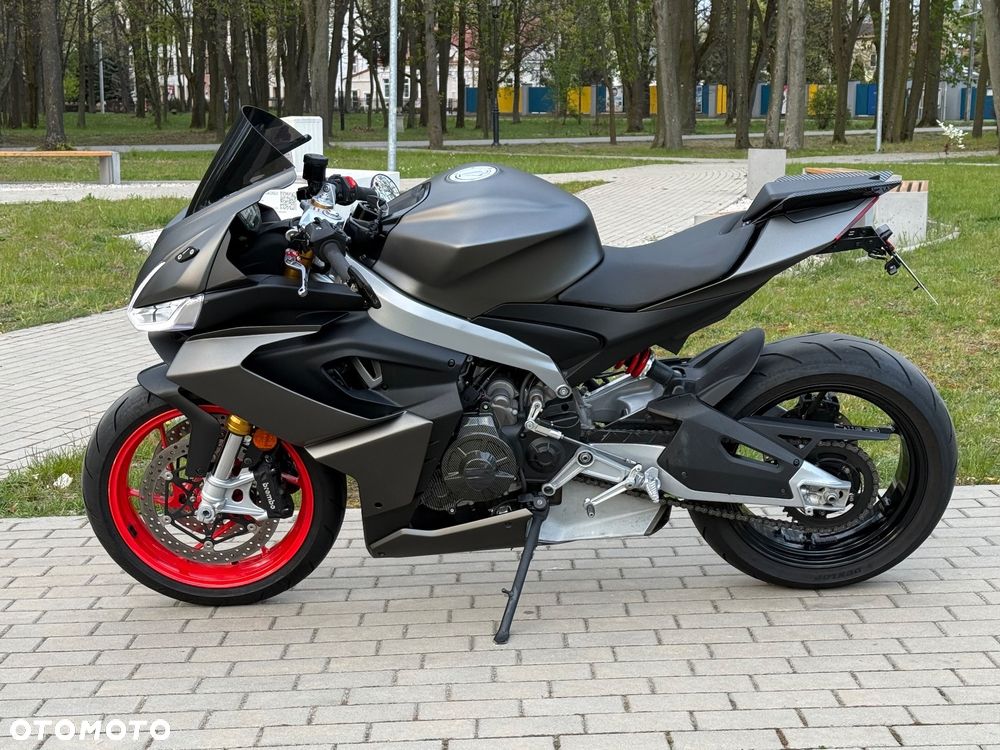 Aprilia RS - 8