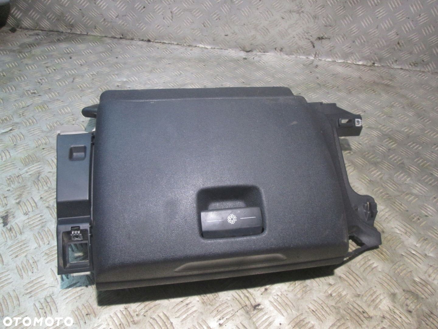 LODÓWKA SCHOWEK KONSOLI CITROEN C4 GRAND PICASSO I 06- 9654110677 - 1