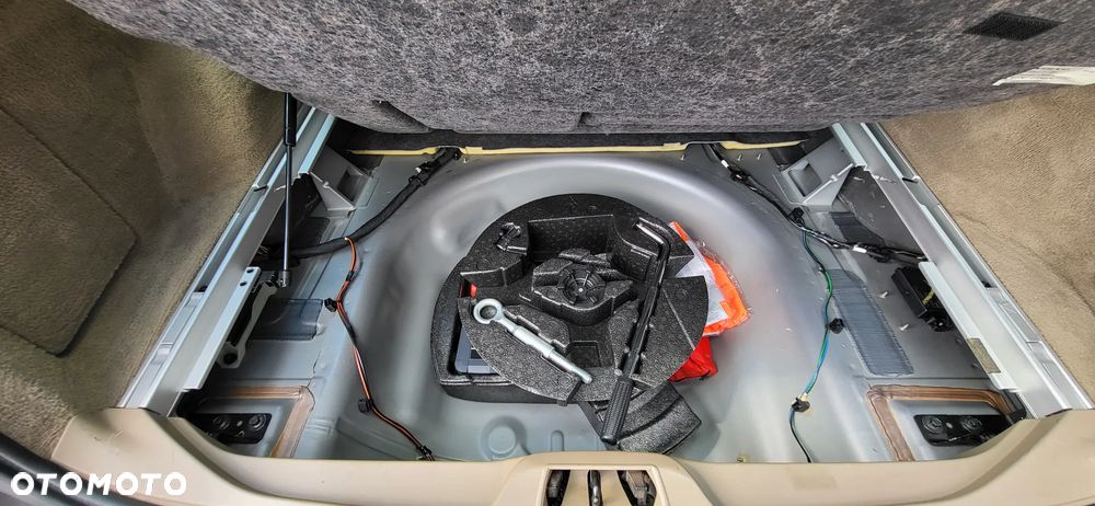 Volvo V70 D5 Geartronic Momentum - 39
