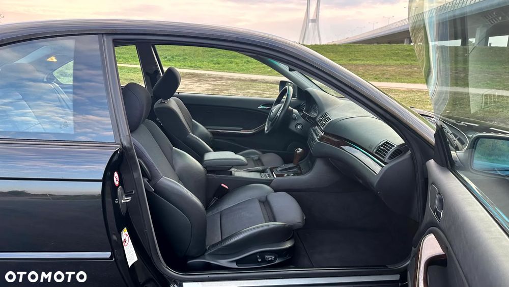 BMW Seria 3 325 Ci - 26