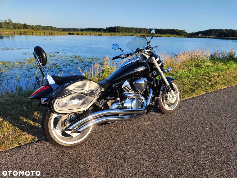 Suzuki Intruder - 2