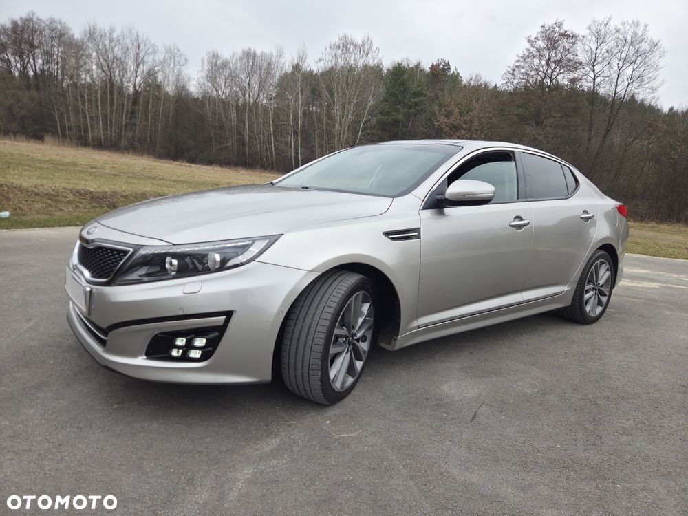 Kia Optima - 11