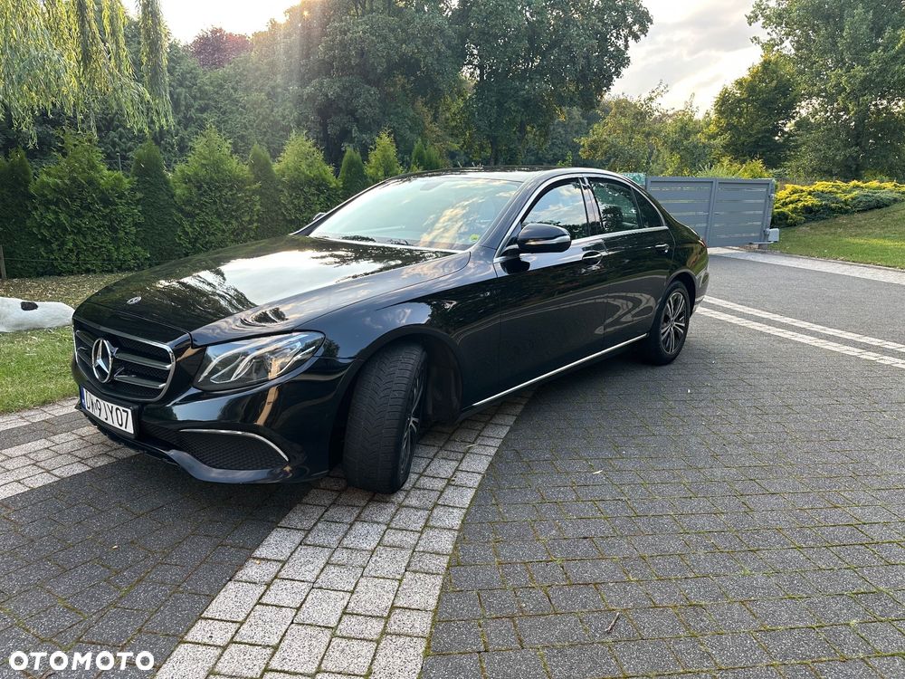 Mercedes-Benz Klasa E 200 d 9G-TRONIC - 11