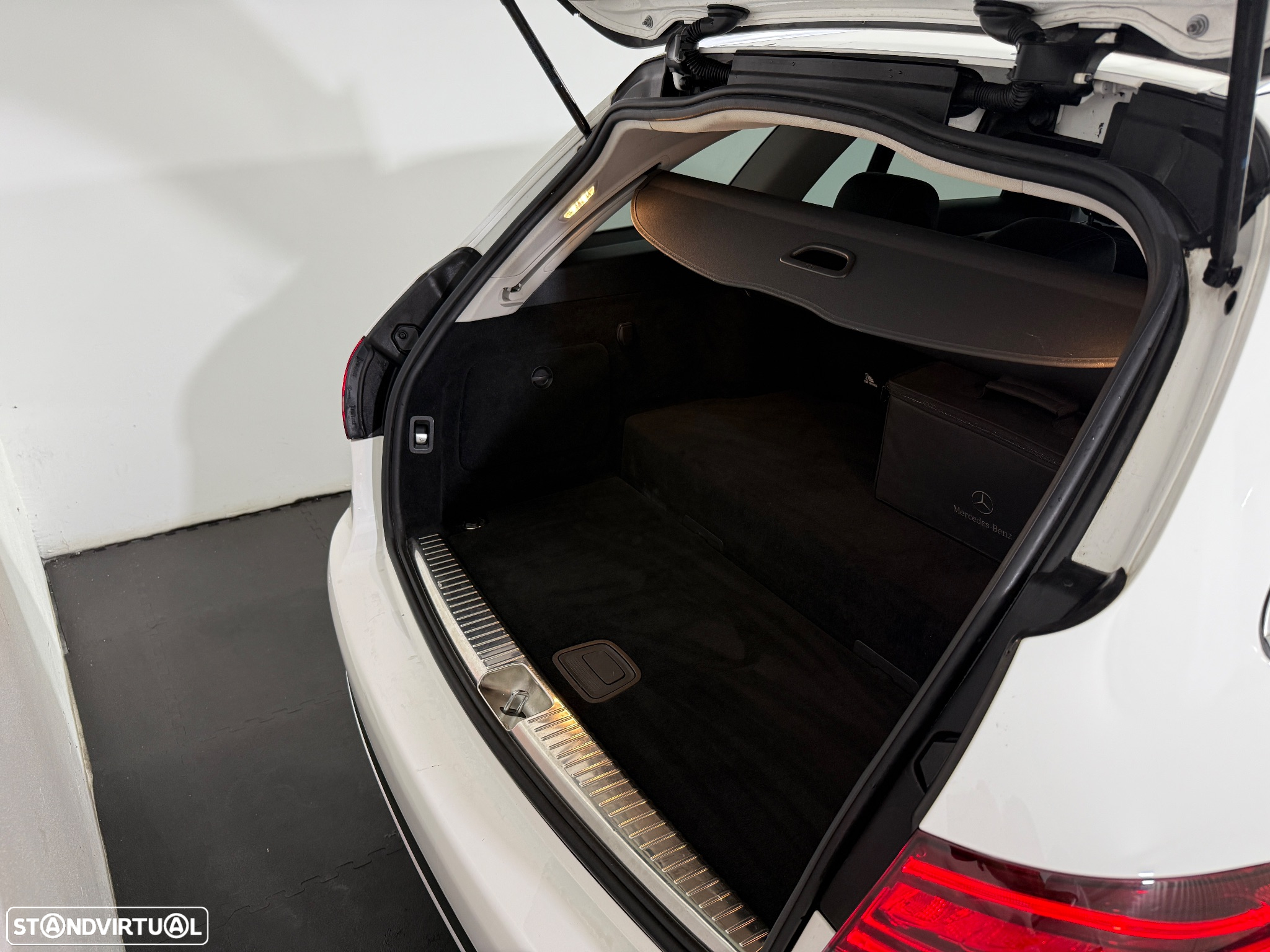 Mercedes-Benz C 300 de Avantgarde - 29