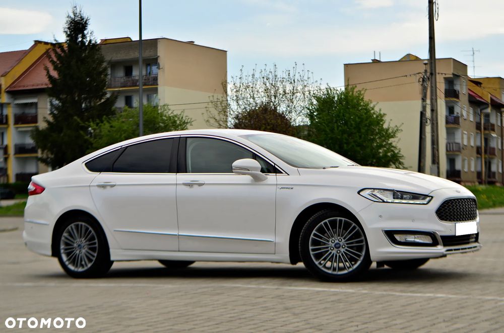 Ford Mondeo - 12