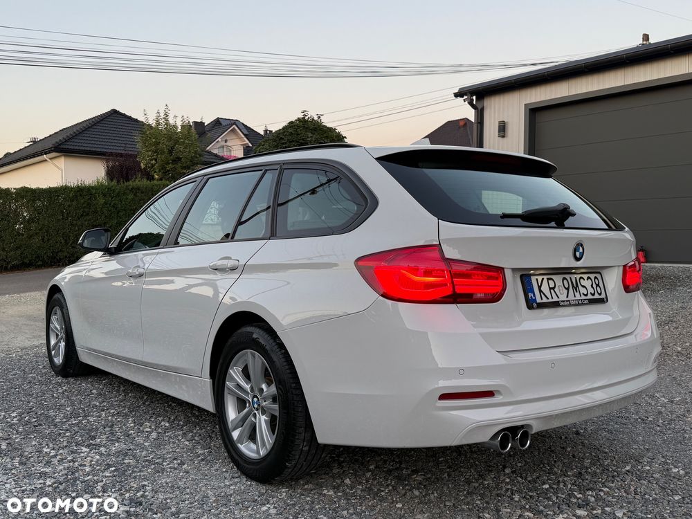 BMW Seria 3 320d xDrive - 7